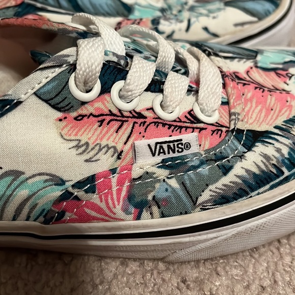 Vans, Women’s size 5.5 - Picture 7 of 8